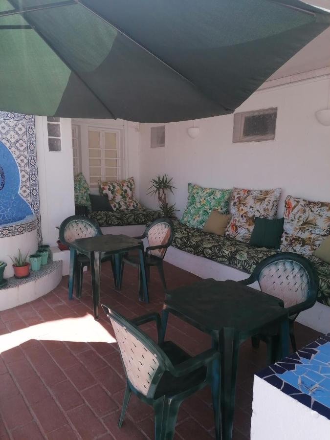 Iguana Guesthouse Lagos Dış mekan fotoğraf